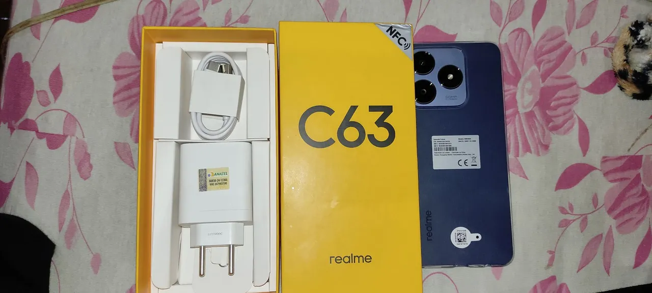 Realme C63 12+128gb