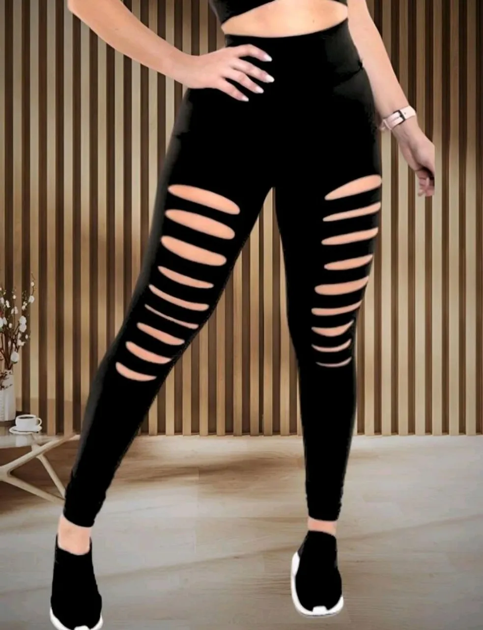 Calça Legging Fitness Detalhada