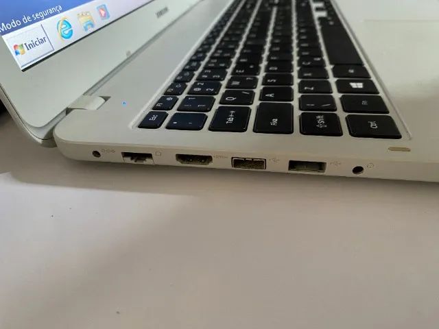 Notebook Samsung NP350XAA (Usado) c/ Carregador e Case - Precisa Reinstalar Windows - Foto 3