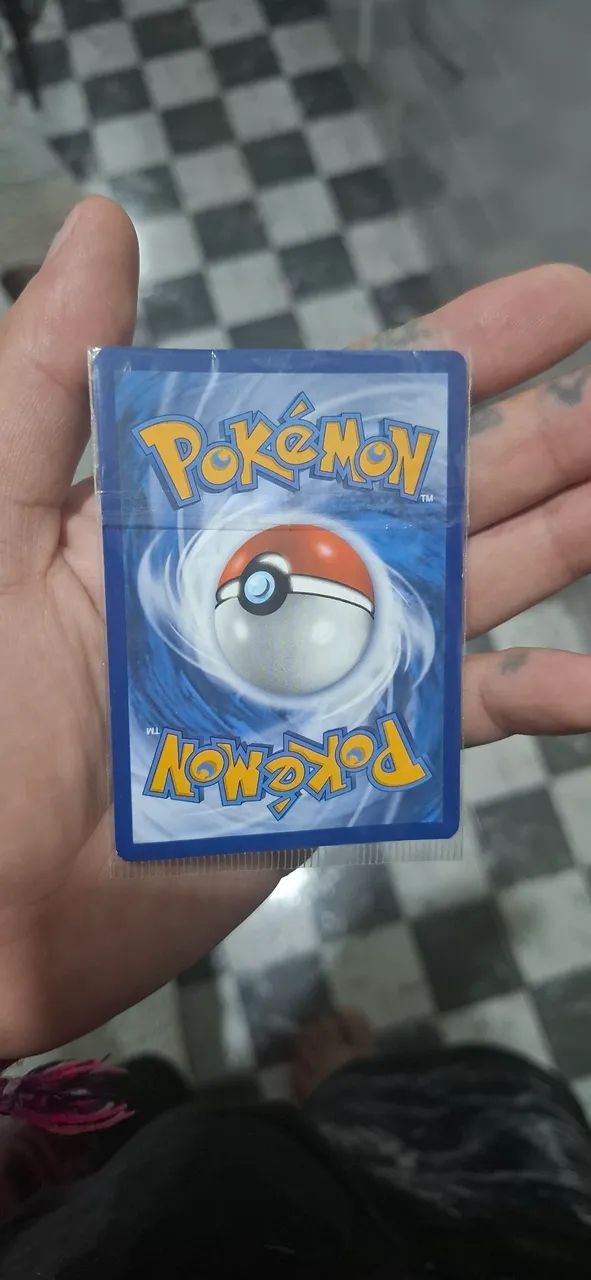 Vendo carta pikachu e charizard raras mc donalds!!! - Foto 5