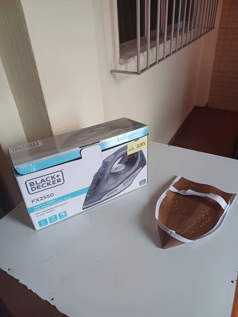 Ferro  de passar Black Decker novo  - Foto 3