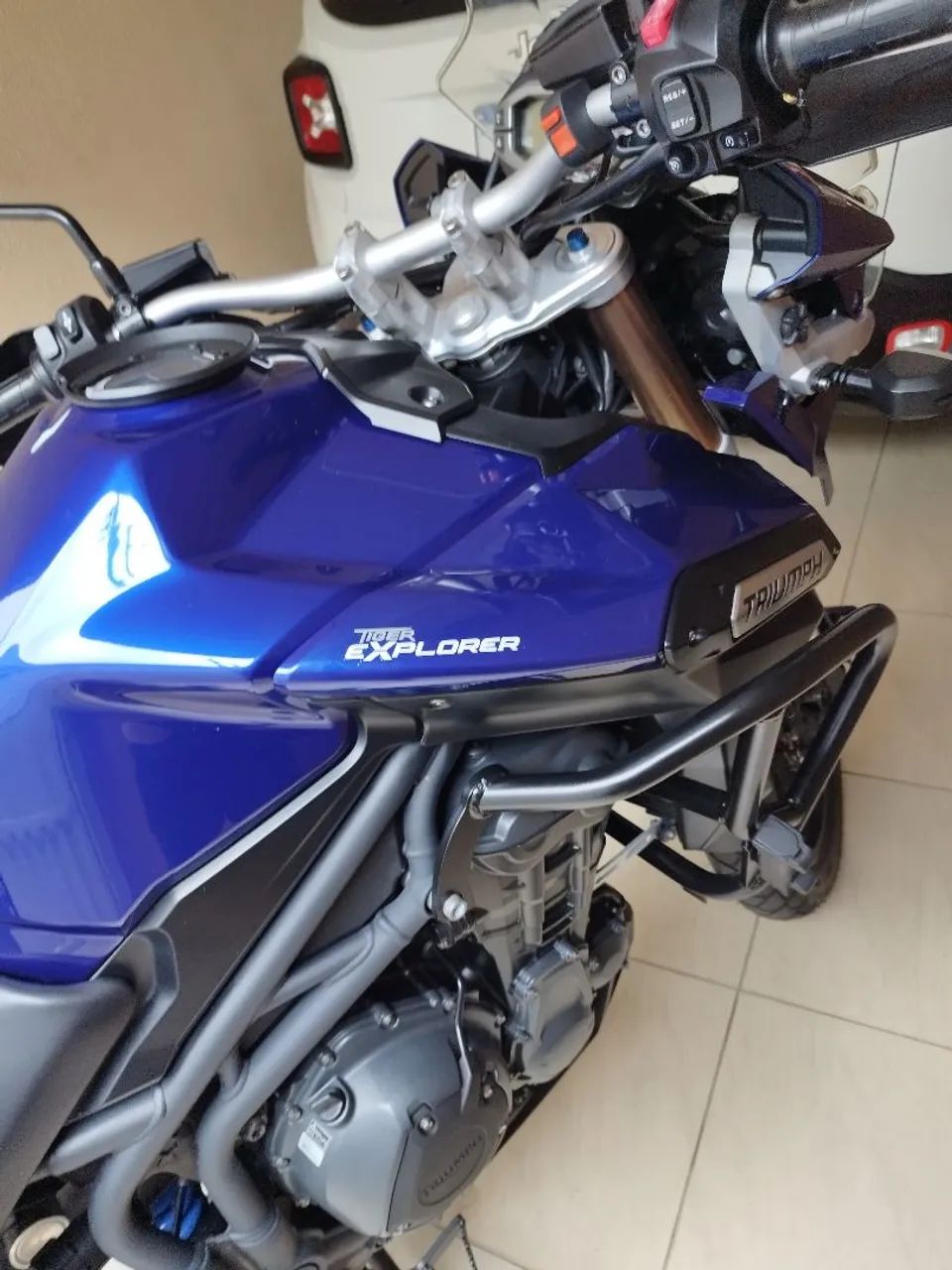 TRIUMPH TIGER 1200cc ano 2014. Aceito troca. - Foto 4