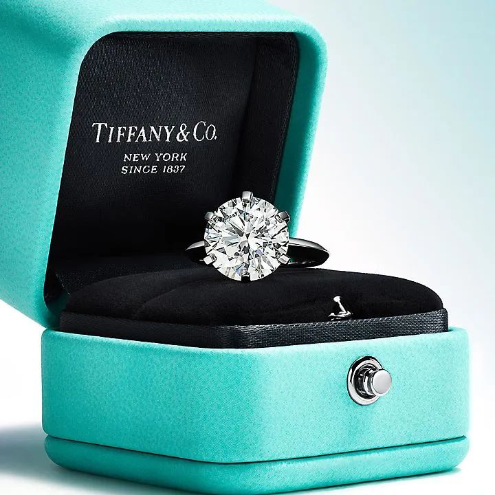 Anel solitário tiffany & co. Com caixa  - Foto 2
