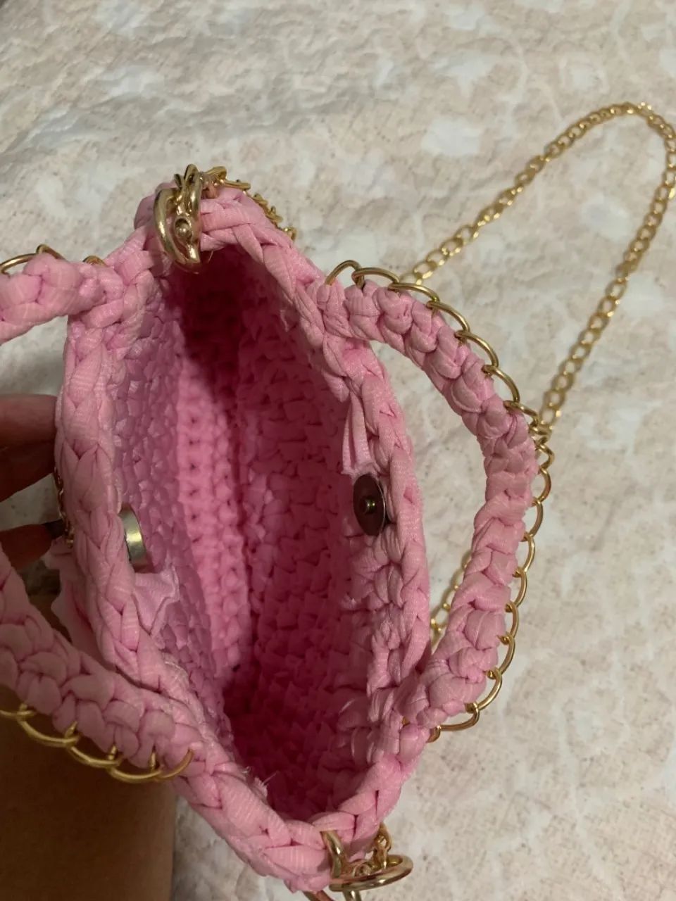 Bolsa de mão rosa artesanal - Foto 2