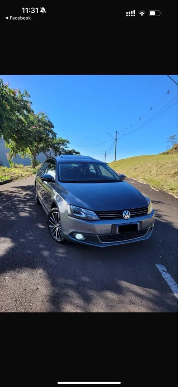 Jetta 2014 higline com pacote premium carro impecável. - Foto 4