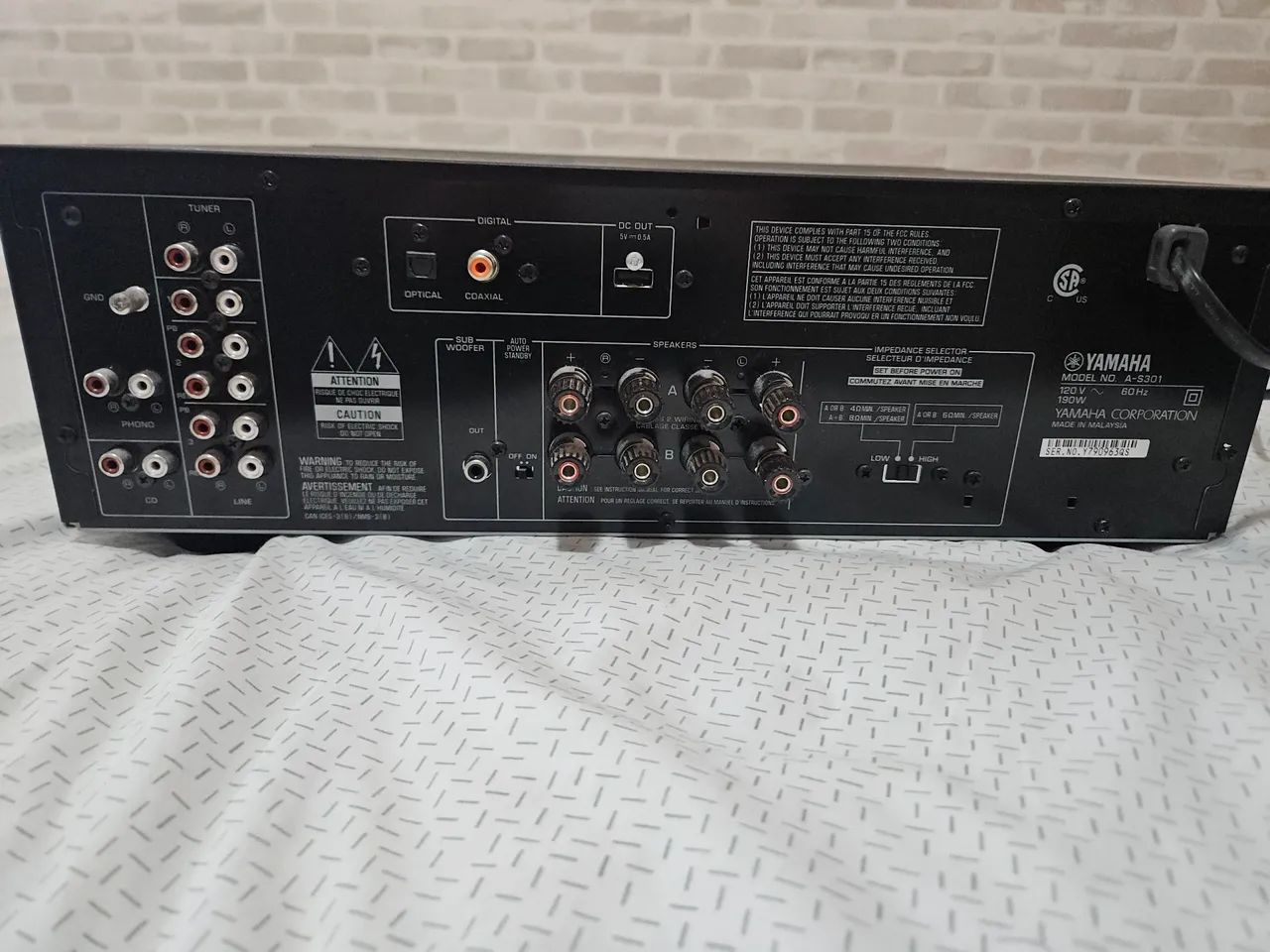 Amplificador Integrado Yamaha A-S301 - Foto 4