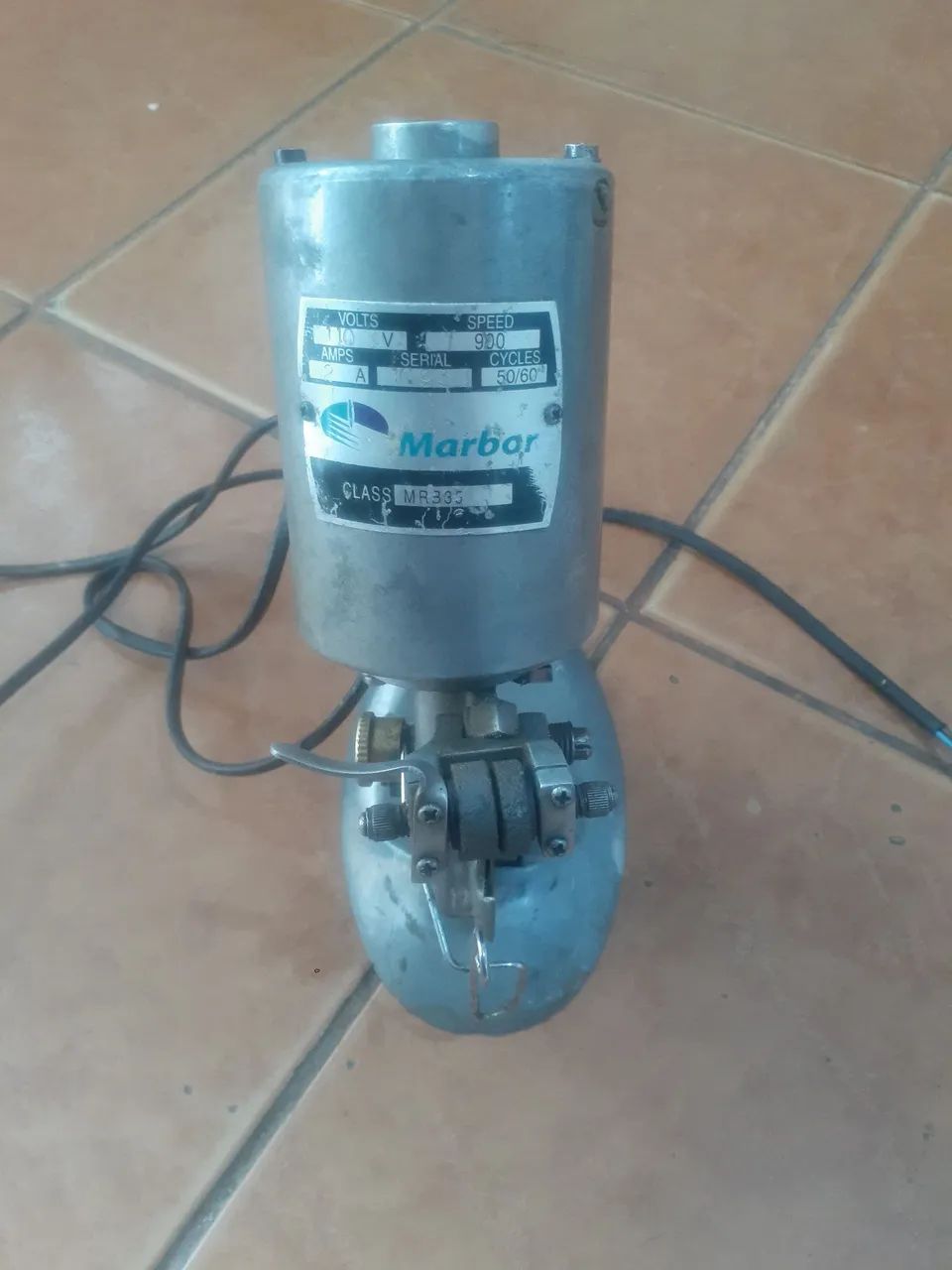 Máquina de Corte de Tecido Marbor MR 335