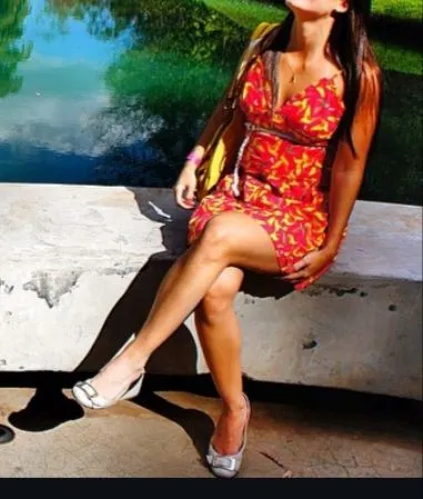 Vestido Farm Rio Floral Vermelho e Amarelo