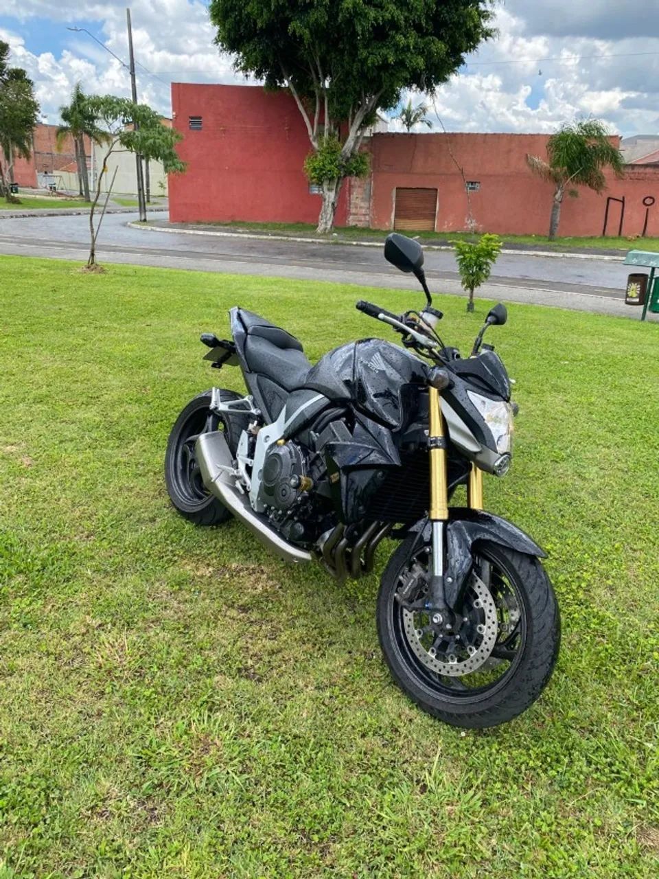 HONDA CB 1000R NAKED IMPECÁVEL! - Foto 4