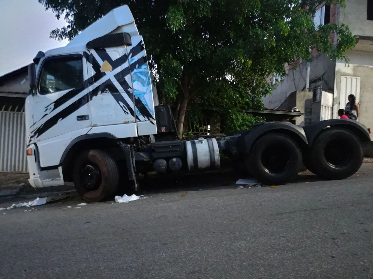 Caminhão Volvo FH 420 - Foto 4