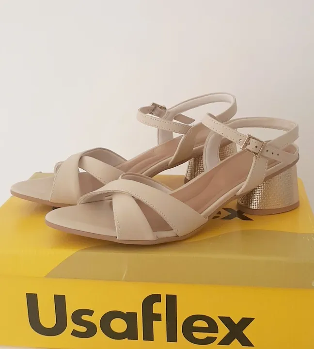 Sandália Usaflex Couro Bege - Tamanho 35 (Nova)