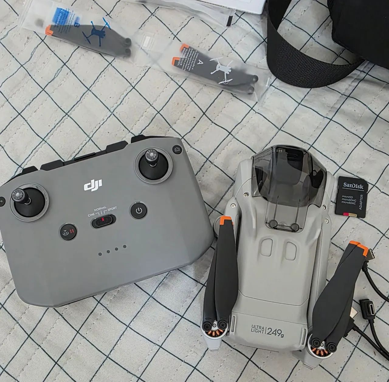 DJI Mini 3 - Drone compacto e potente - Foto 2