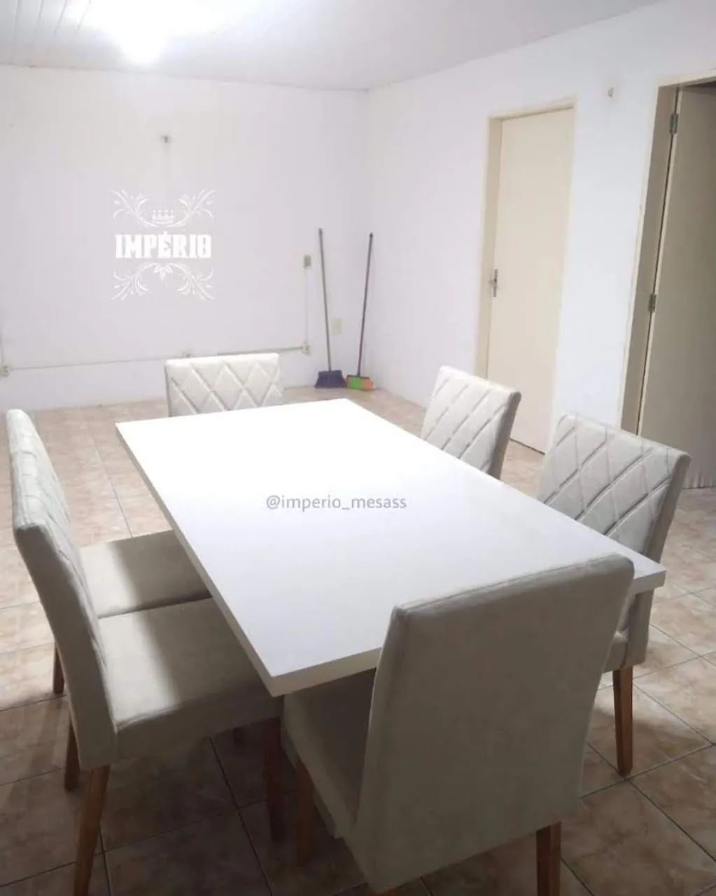 Mesa de jantar tampo de vidro laqueado 6 cadeiras  - Foto 2
