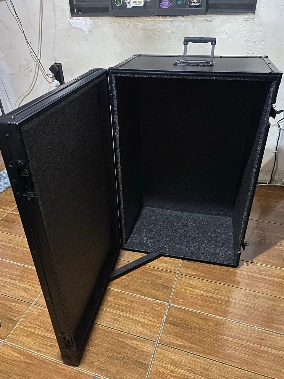Case Bau/Rack 90x60x45cm com Rodas e Alça Telescopica