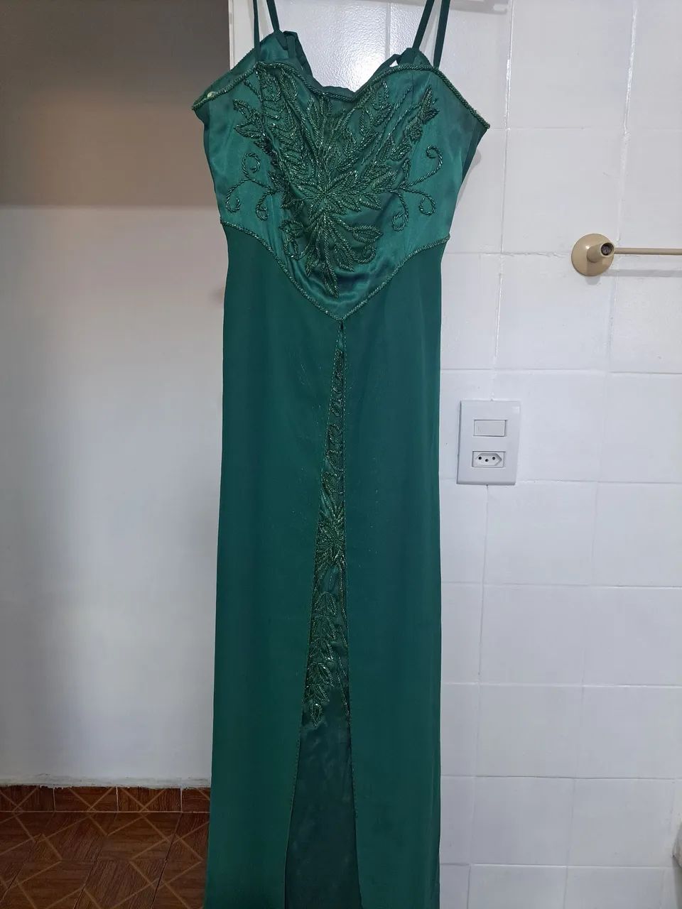 Vestido longo de Festa Verde com Brilho Bordado - Foto 2