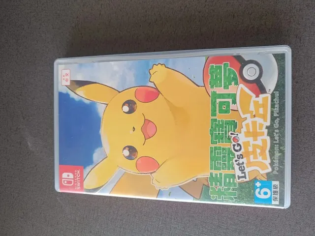 Pokemon Let's Go Pikachu - Nintendo Switch - Usado