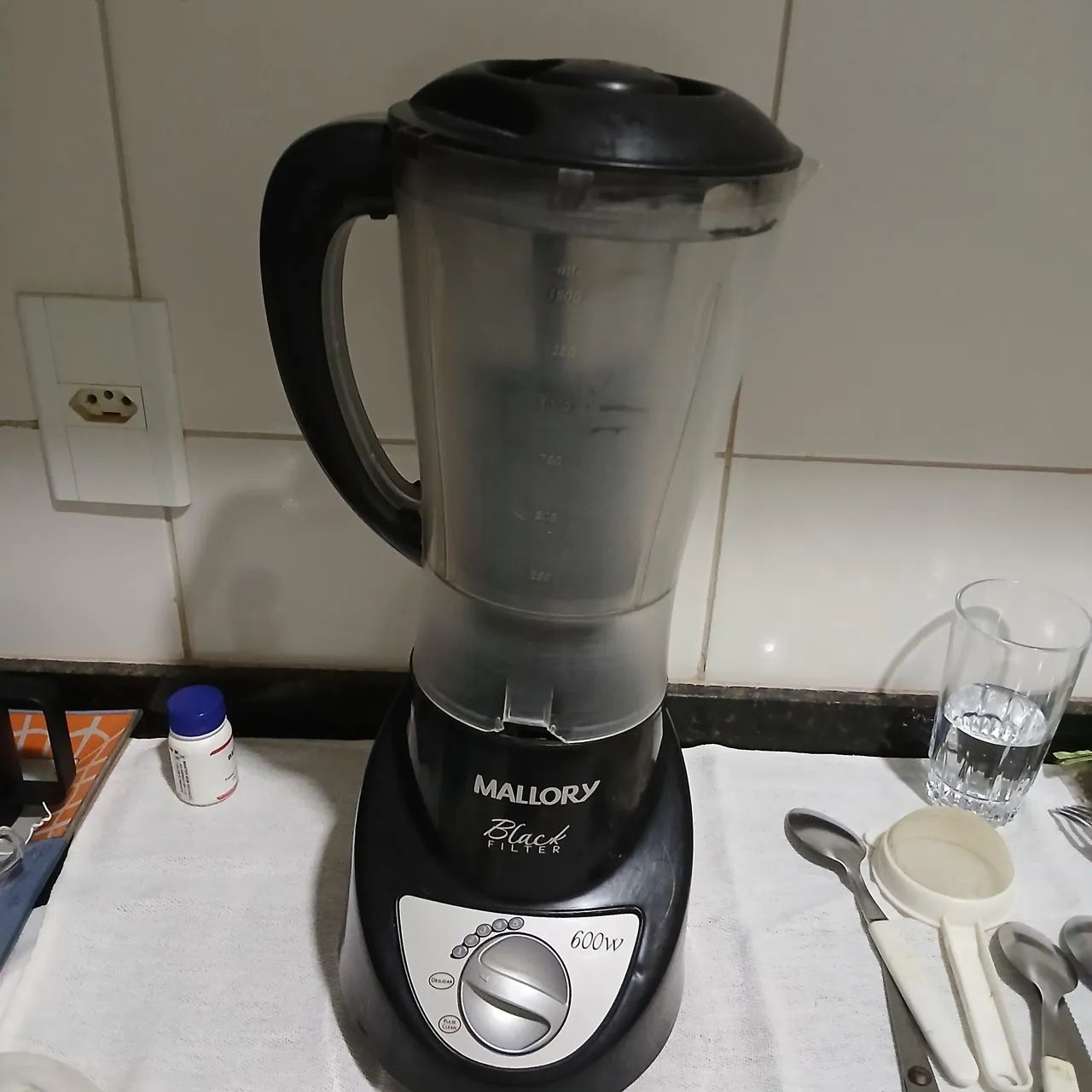 Liquidificador Mallory Black Filter 600W