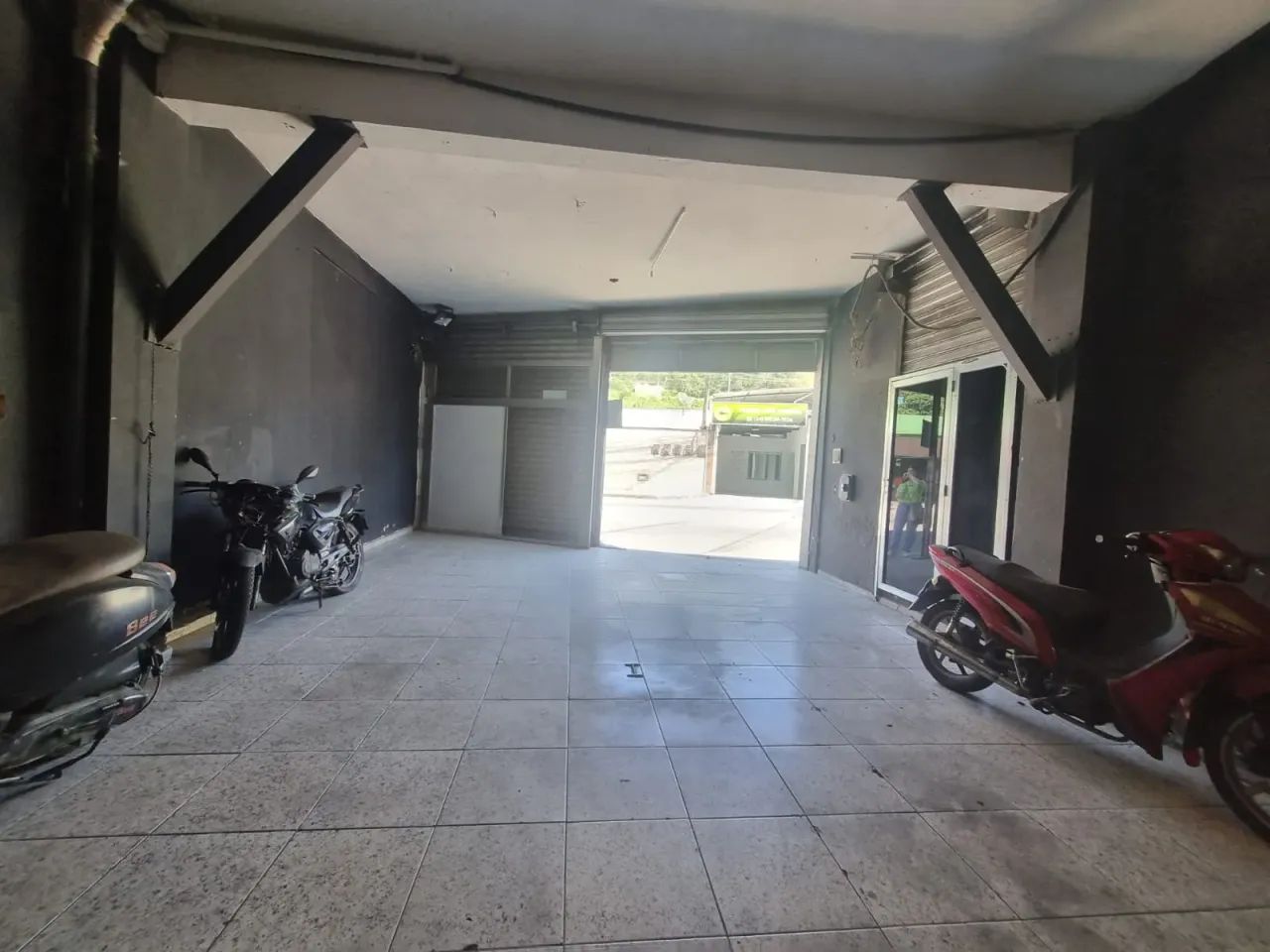 MURILO MACIEL IMÓVEIS LTDA. - ALUGA - Loja Próxima a Matriz de Cascatinha - Foto 2