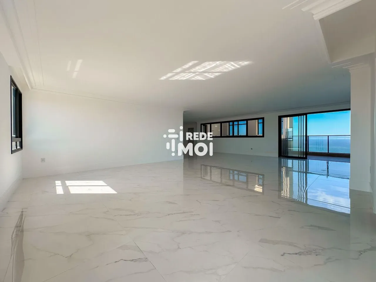 LINDO TRIPLEX NOVO PRONTO PARA MORAR COM VISTA MAR