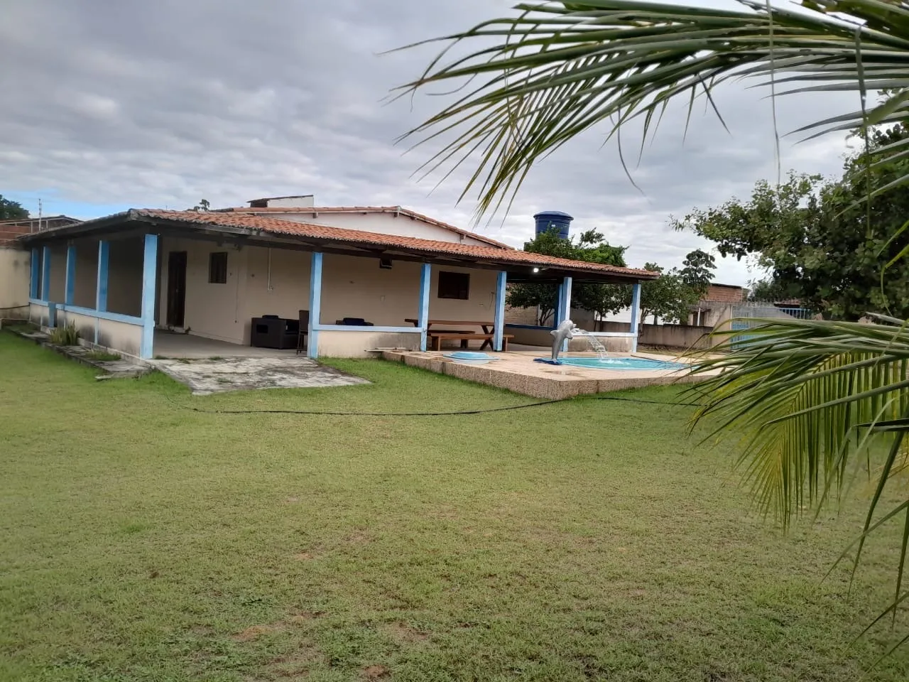 Alugo granja