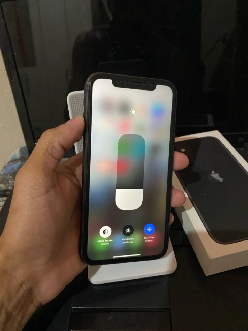Iphone 11 branco 64gb todo ok - Foto 3