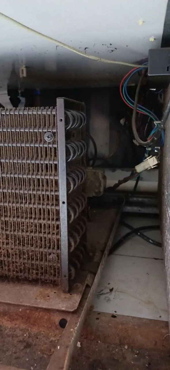 Baixou, Freezer cervejeiro gigante metal frio, 497 Litros pra sair rápido  - Foto 2