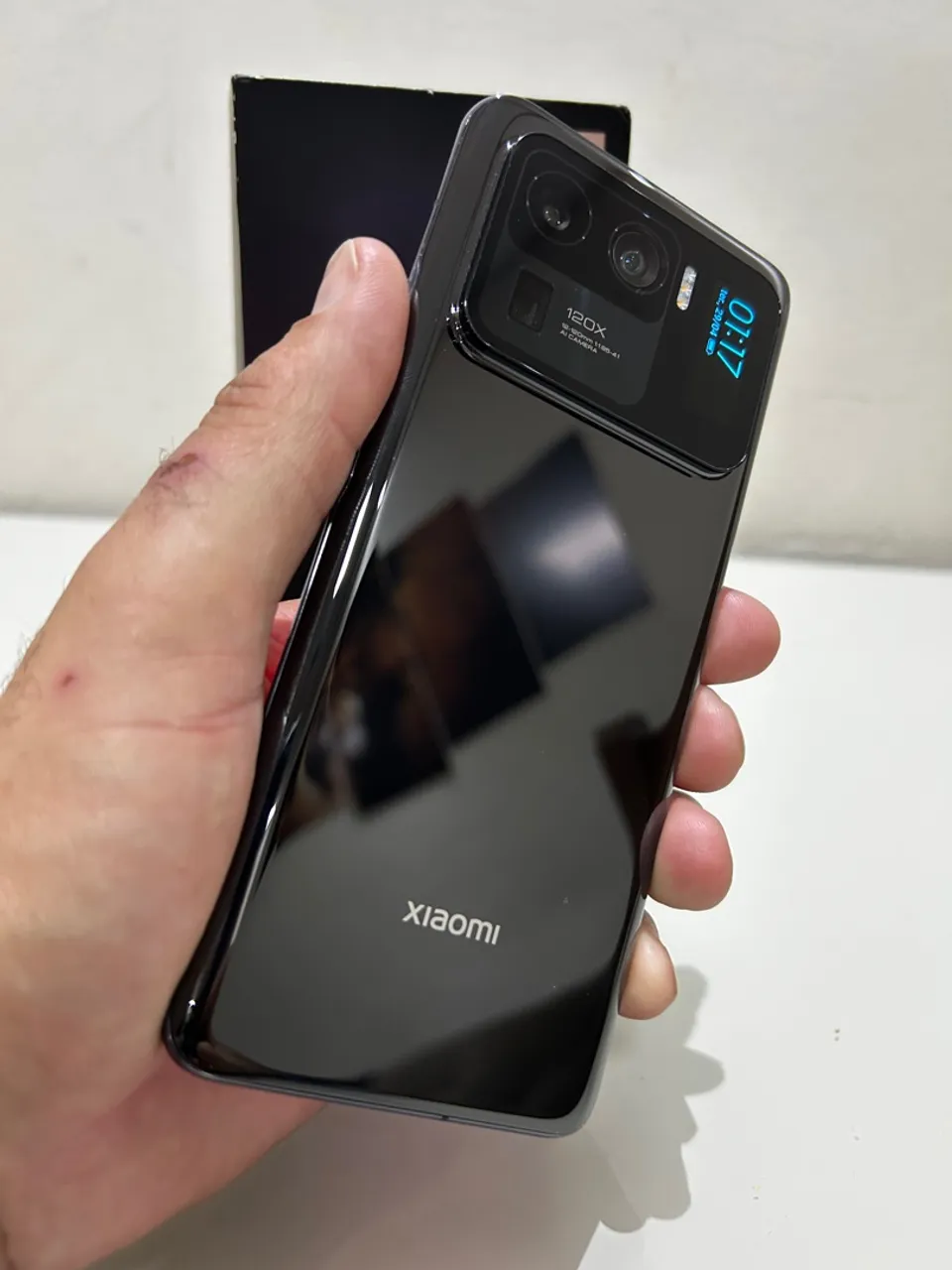 Celular impecável