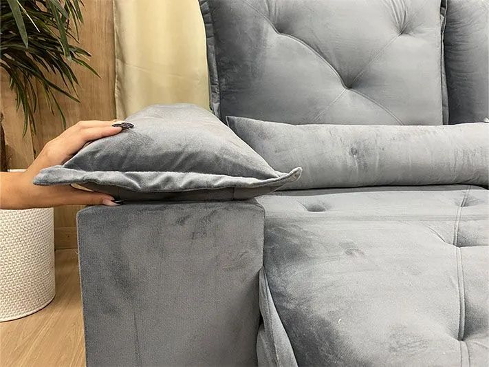 Sofá Retrátil 3 Lugares 270cm Veludo Cinza - Foto 3