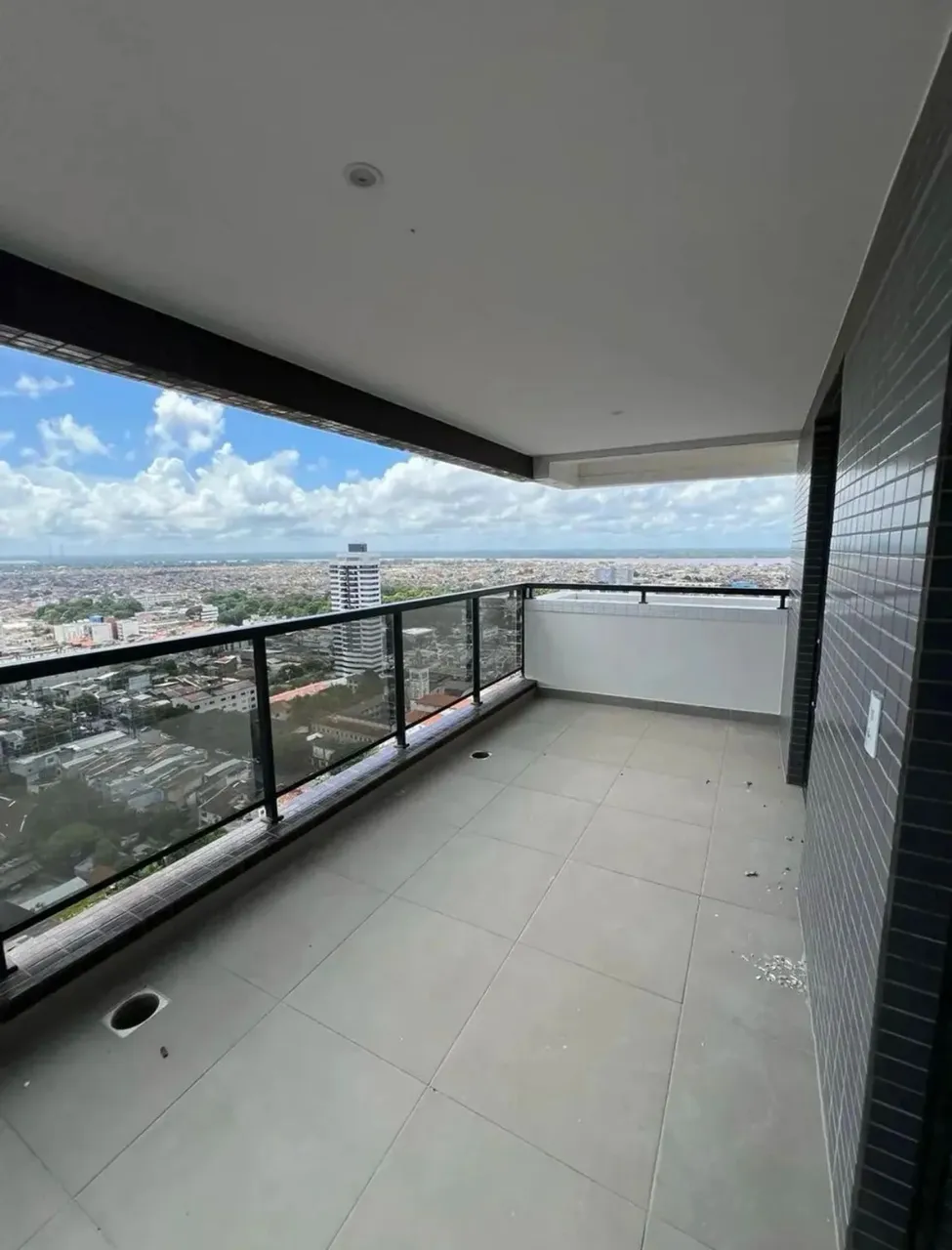 Vendo ou Alugo Apartamento novo com 3 quartos, 2 vagas em São Brás no Ed. You Residence