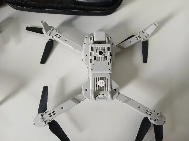 Drone E99Pro - 2 câmeras 4K + FPV e VR + Case de transporte - Foto 5