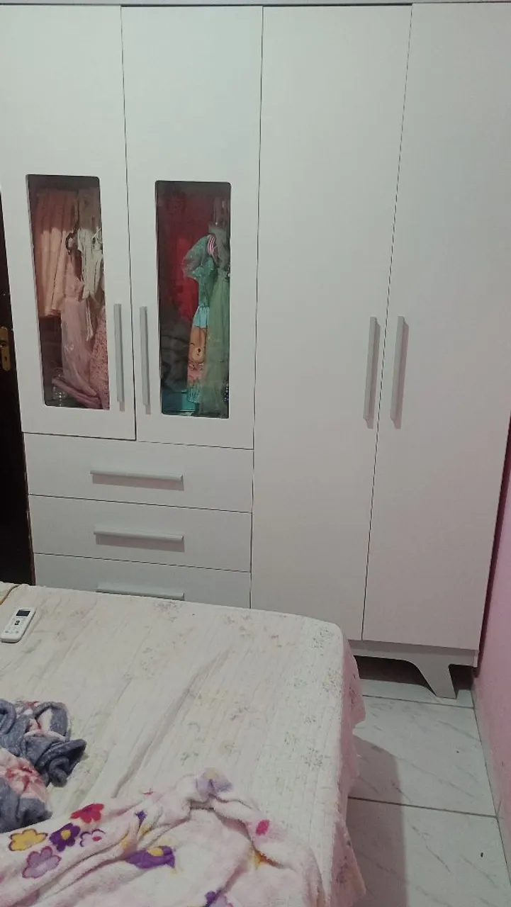 Guarda-Roupa infantil Branco com Gavetas