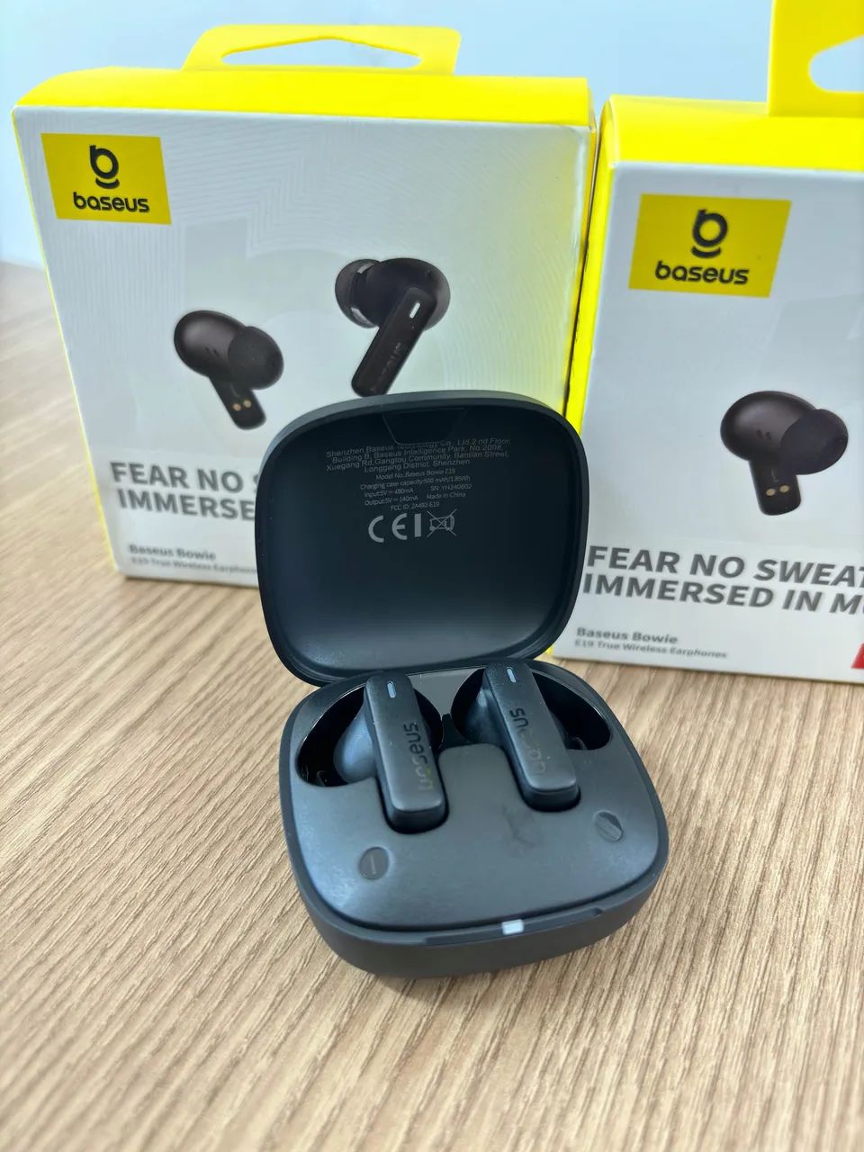 Fone bluetooth Baseus E19 - Novo.