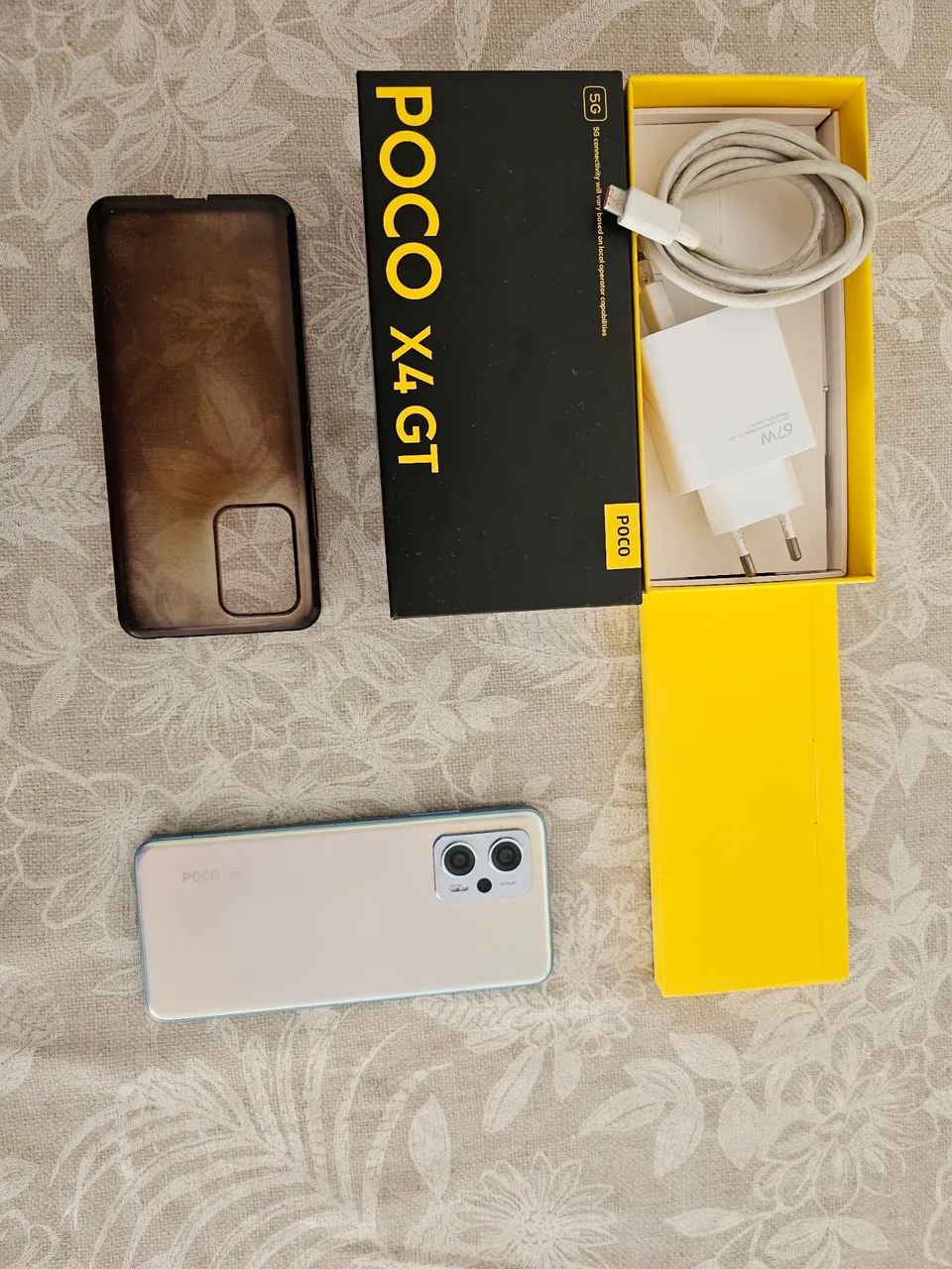 POCO X4 GT