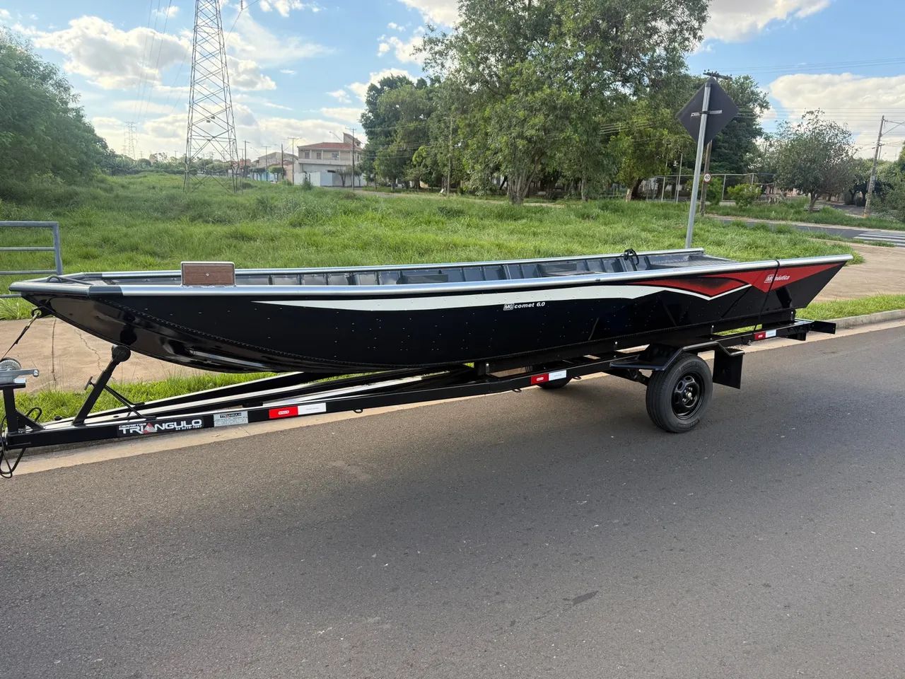 Barco carreta MG náutica 5.0 5.5 ou 6mts 2025 semi chata ou pico fino - Foto 4
