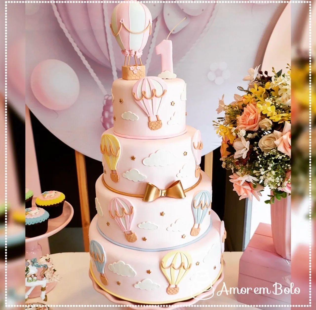 Bolo fake balões 