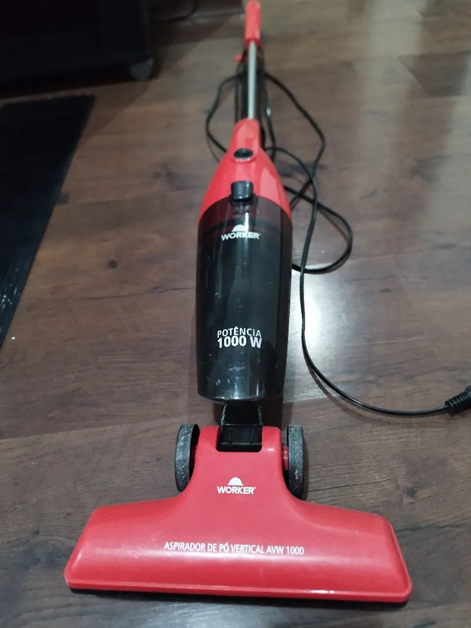 Aspirador de Pó Vertical Worker 1000W