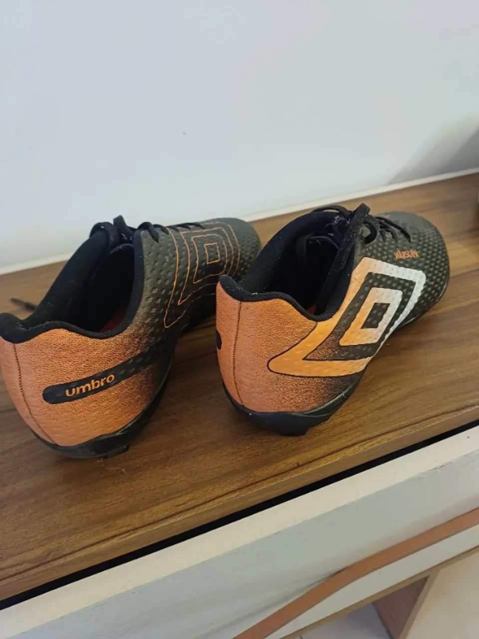 Chuteira umbro