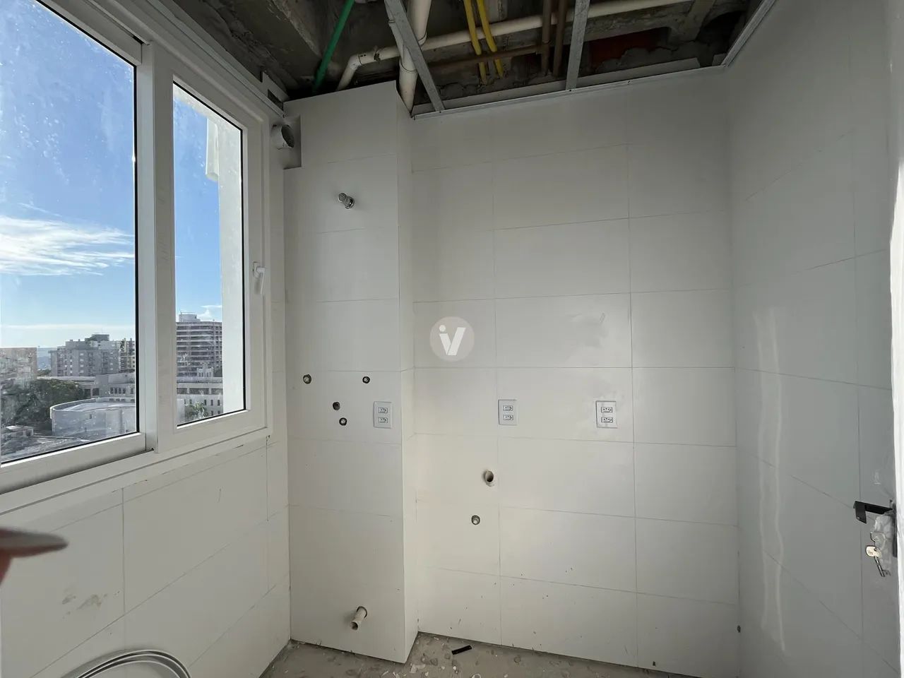 Apartamento no Centro com 2 dormitórios, 2 vagas e vista panorâmica! - Foto 3
