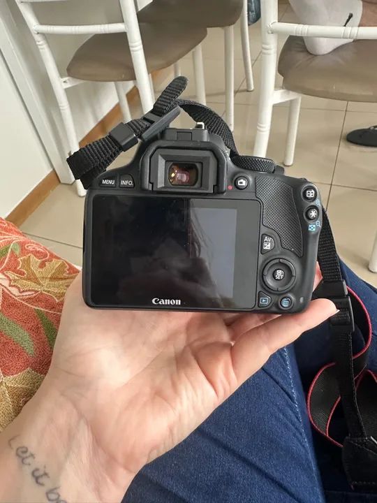 Câmera Canon DSLR - Ótima para iniciantes!