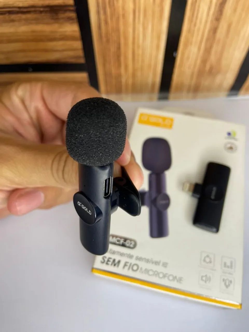 *Lapel Microphone with USB-C Connector MCF-02 A? Gold*64407621221250123