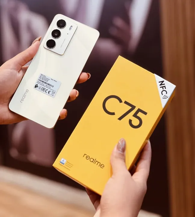 Realme C75 256GB NFC Lacrados!!! (à prova d?água e quedas)