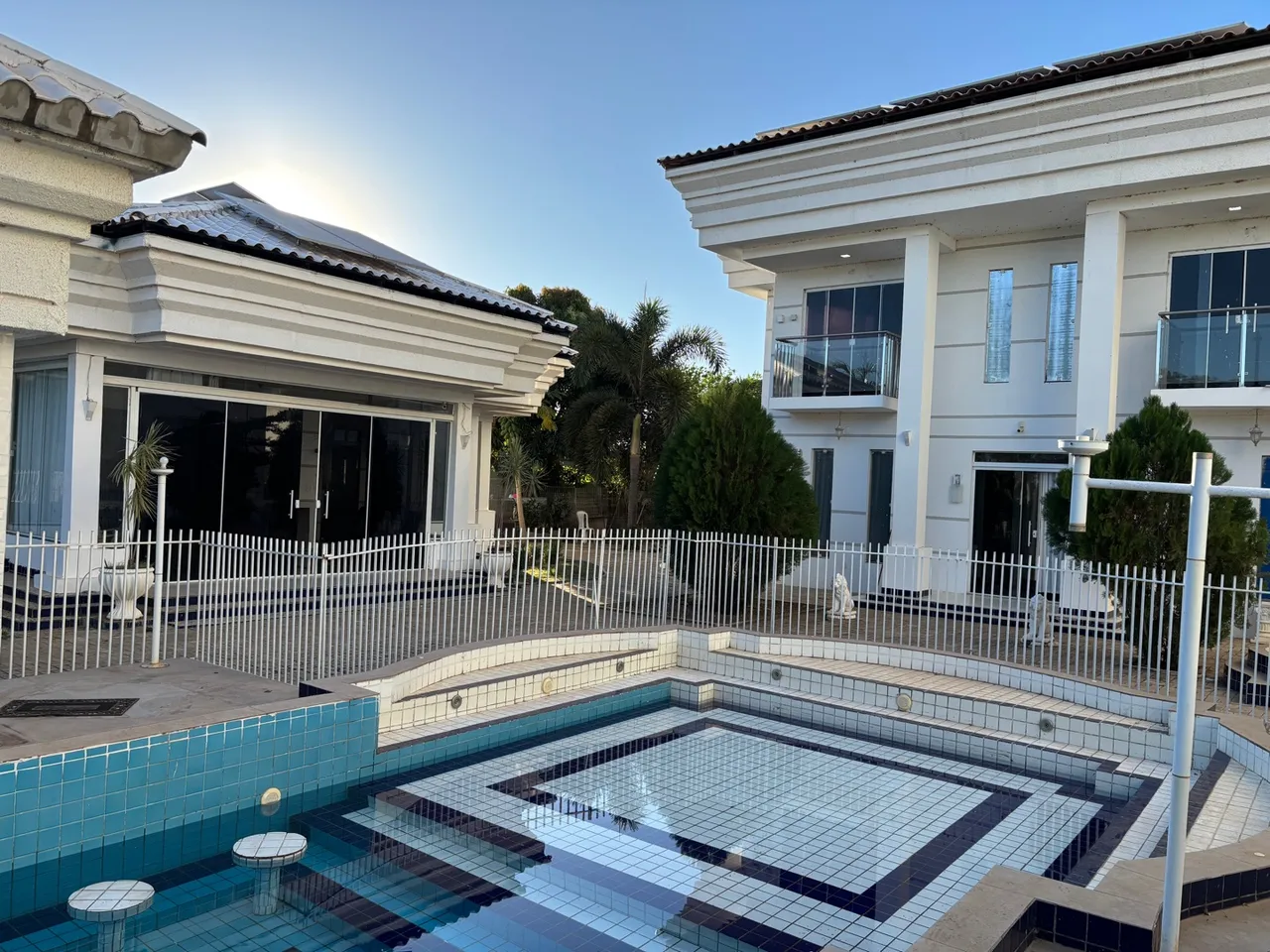 Casa condomínio Polinesia medindo mais de 1000m