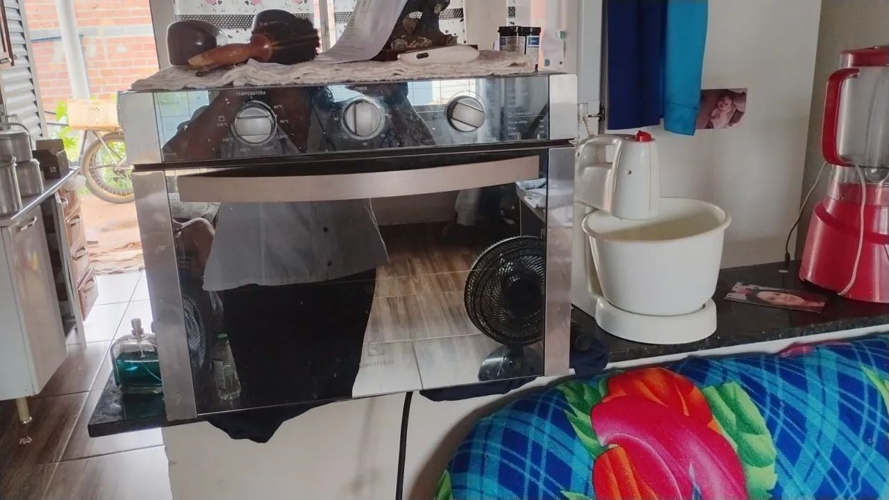 Forno elétrico Eletrolux FB54x 