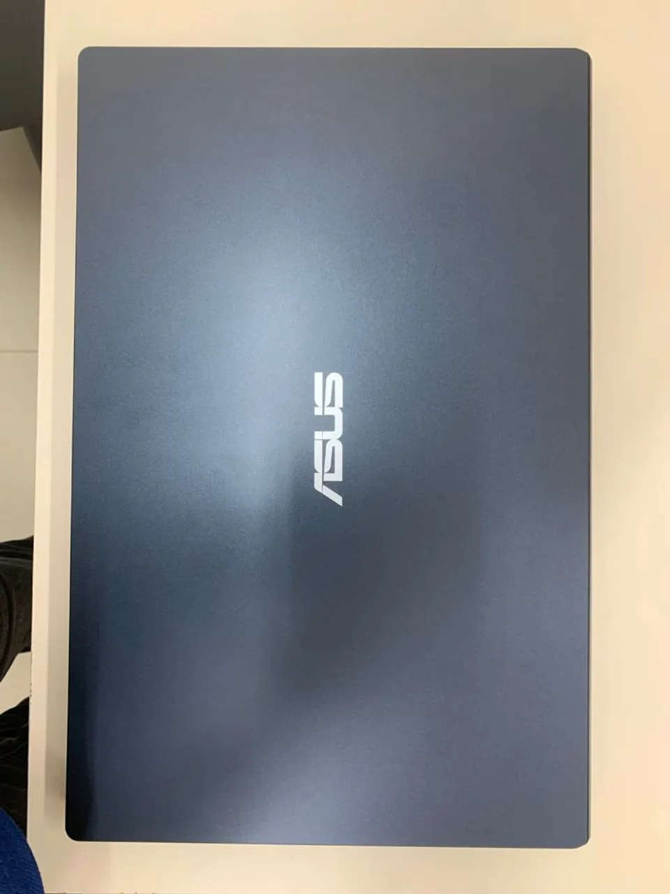Notebook Asus - Design Elegante e Desempenho Incrível