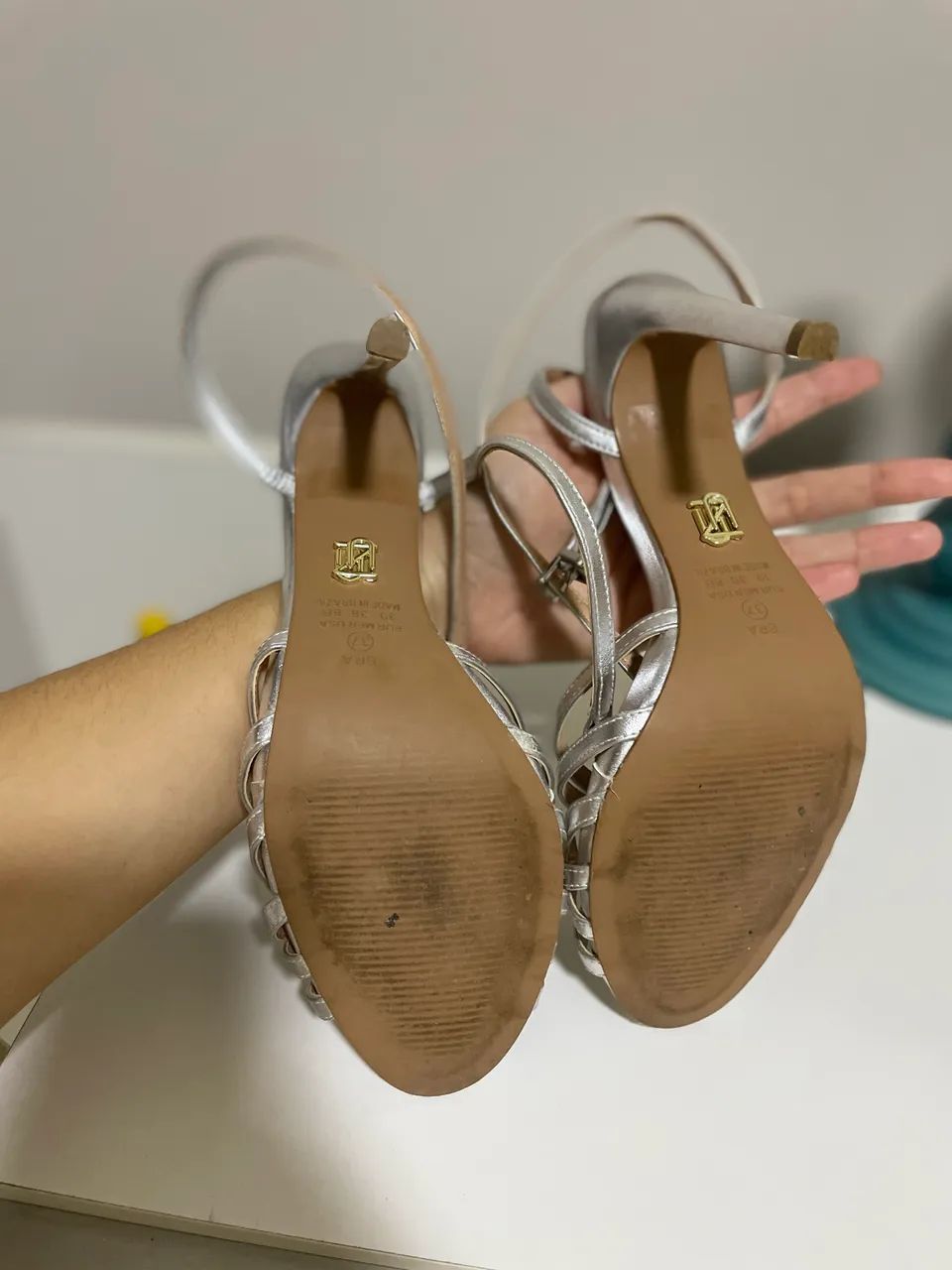 Sandália salto prata  - Foto 4