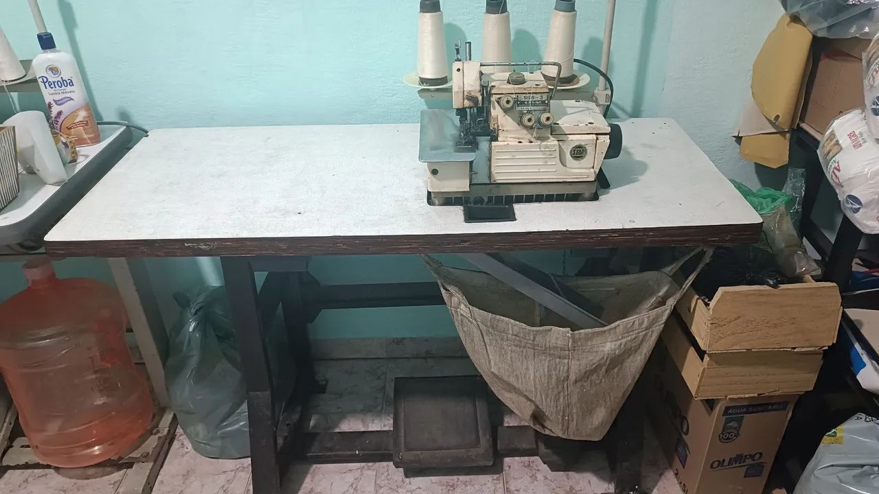 Máquina de Costura Overlock Star Industrial