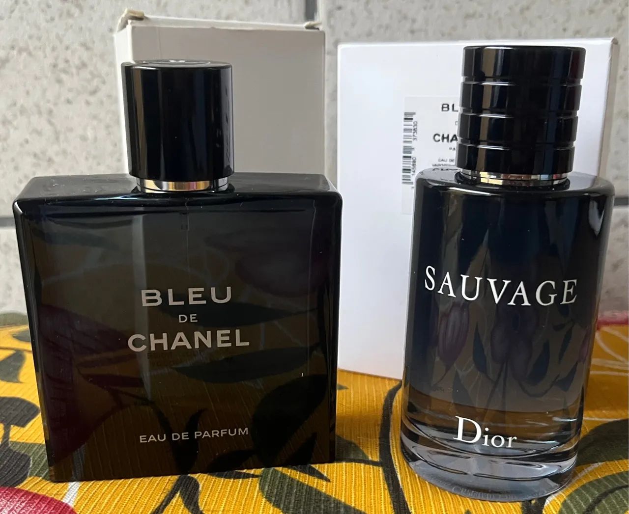 Perfume 212 VIP Black Elixir Carolina Herrera 100ml - Foto 4