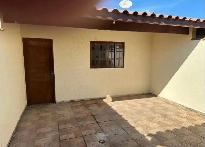 Vende-se casa no areal ( parcelada) 