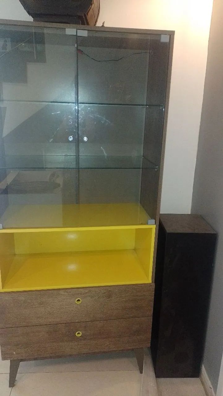 Baixou! Cristaleira 2 Portas de Vidro 2 Gavetas e Nicho 
