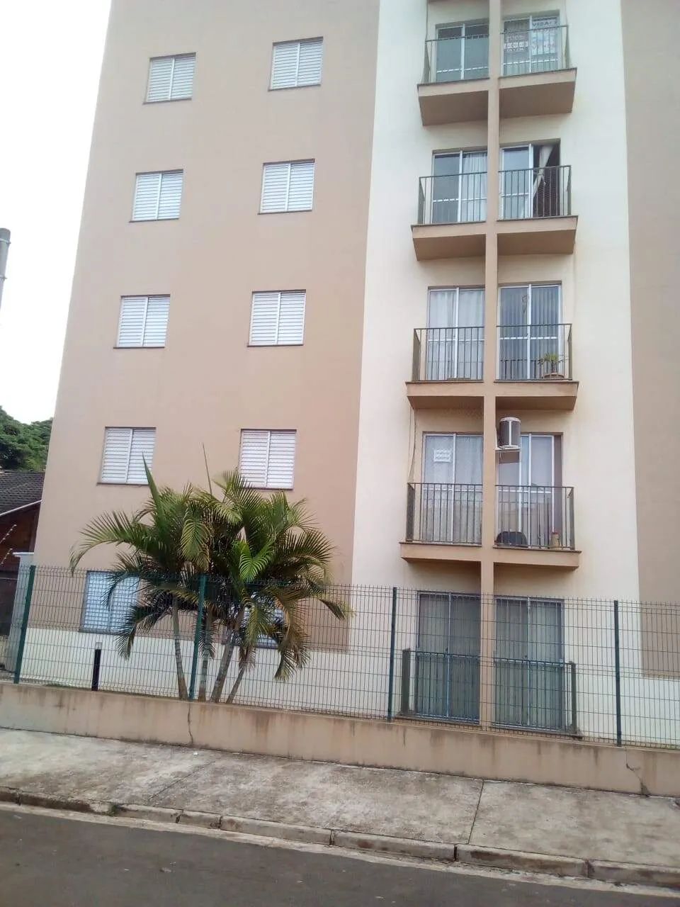 APARTAMENTO À VENDA EM IRACEMÁPOLIS, SP